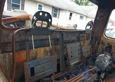 1995 Ford F150 z USA, uszkodzony, nr VIN 1FTDF15Y2SNA75230